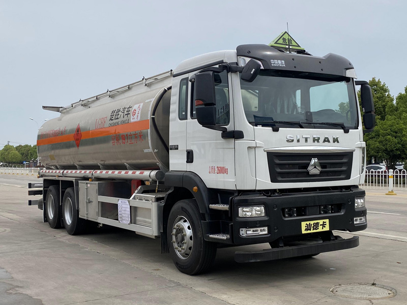 鋁合金運油車，油罐車，楚勝汽車集團(tuán)